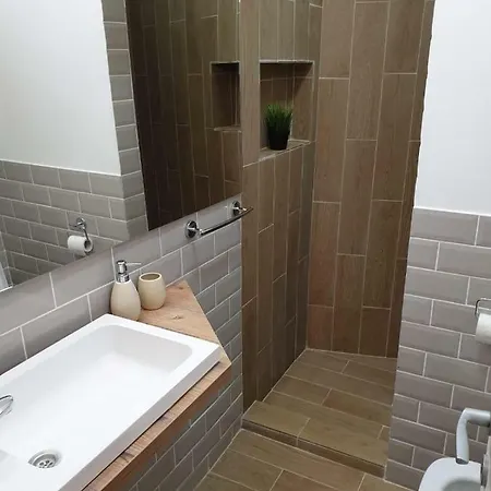Center Apartment